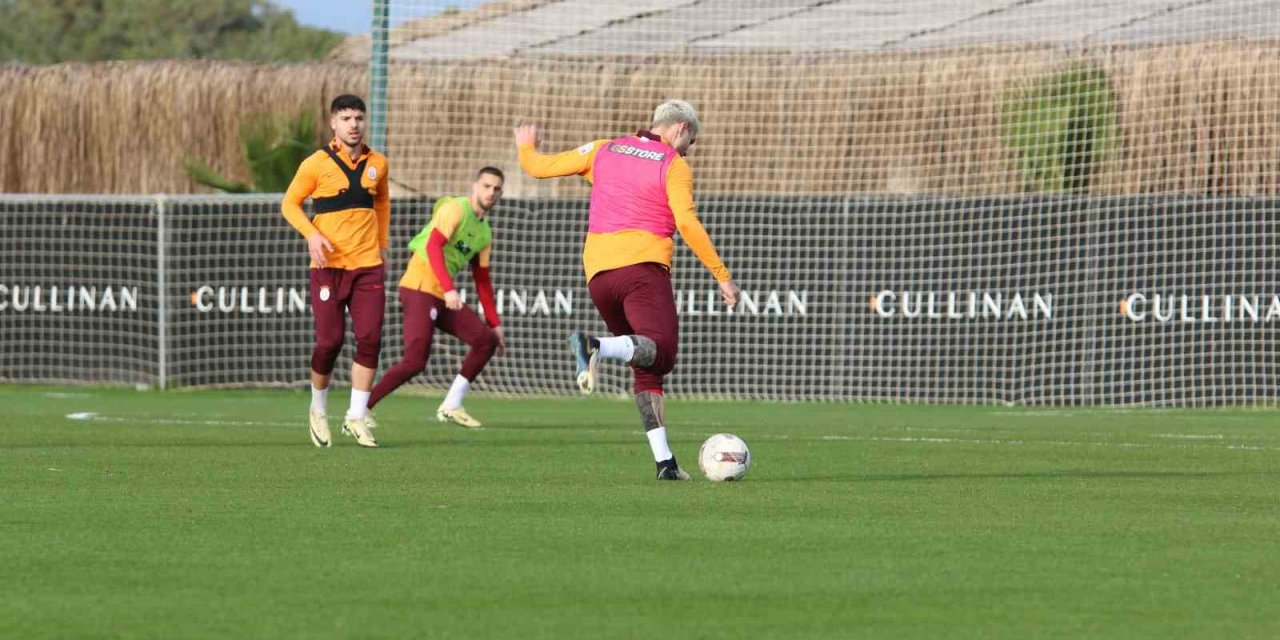 Galatasaray, Antalya’da Hatayspor Maçı Hazırlıklarına Sürdürdü