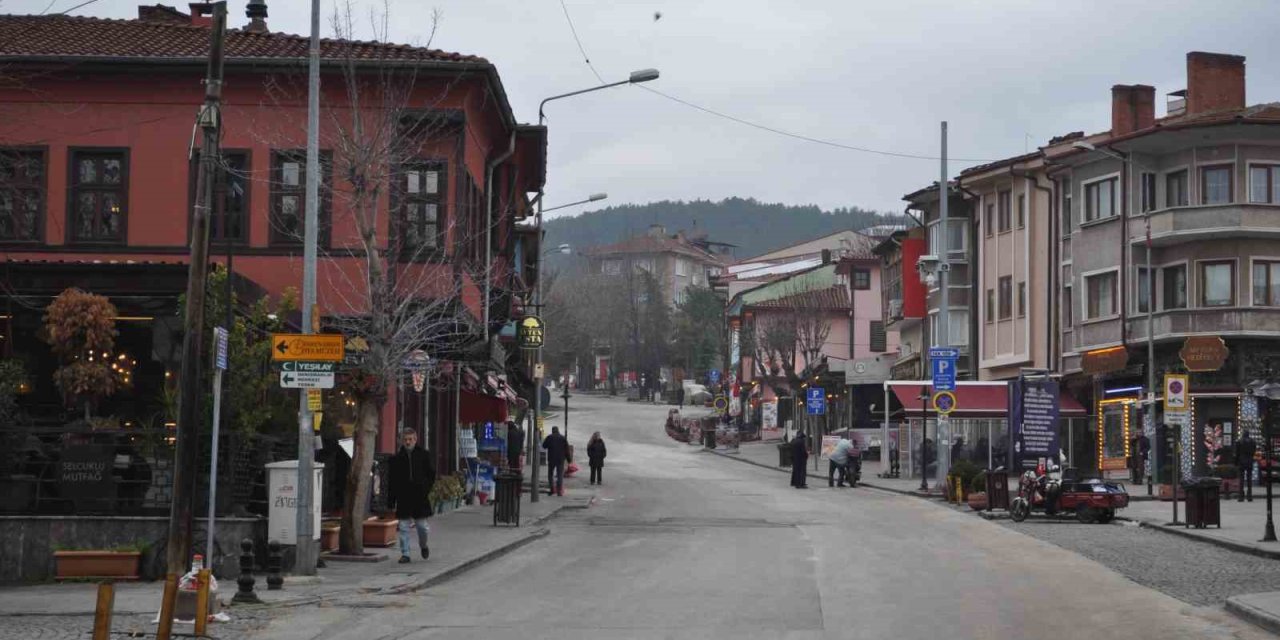 Esnaftan "o Kararı Yeniden Değerlendirin" Çağrısı