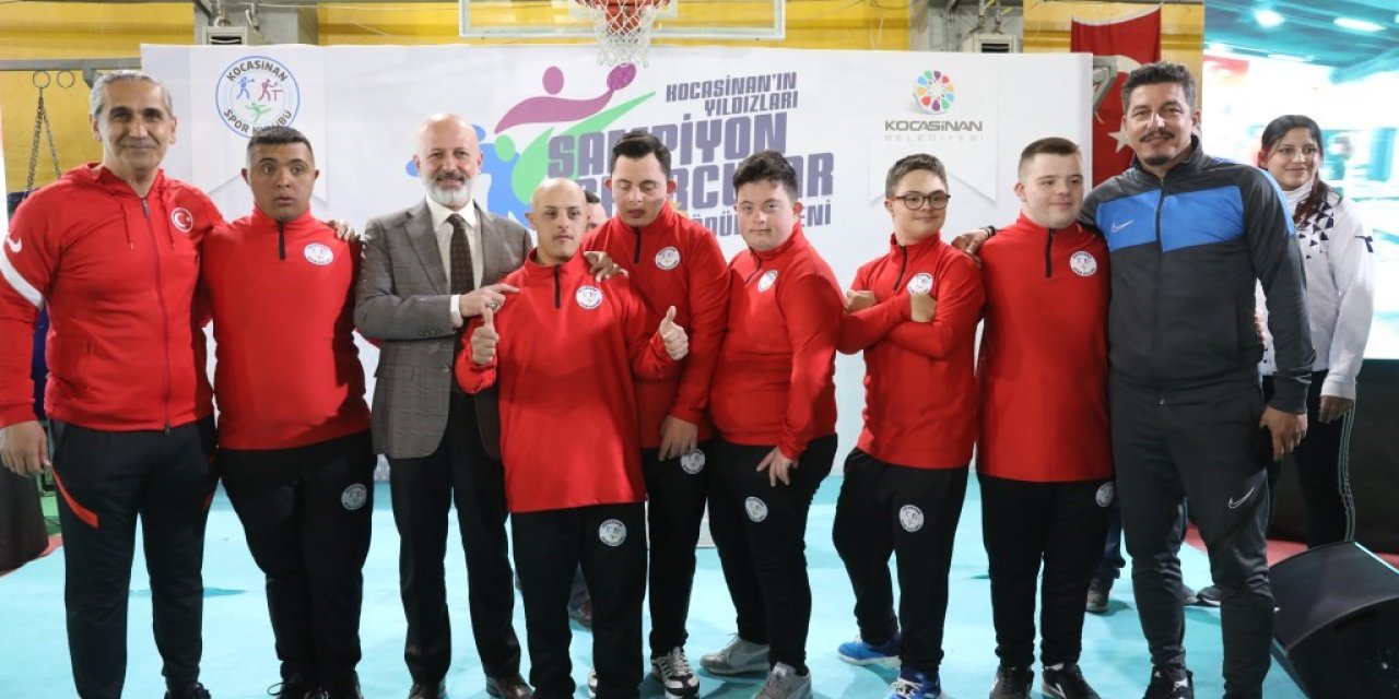 Başkan Çolakbayrakdar, Dünya İkincisi Olan Kocasinan’ın Özel Sporcusunu Tebrik Etti