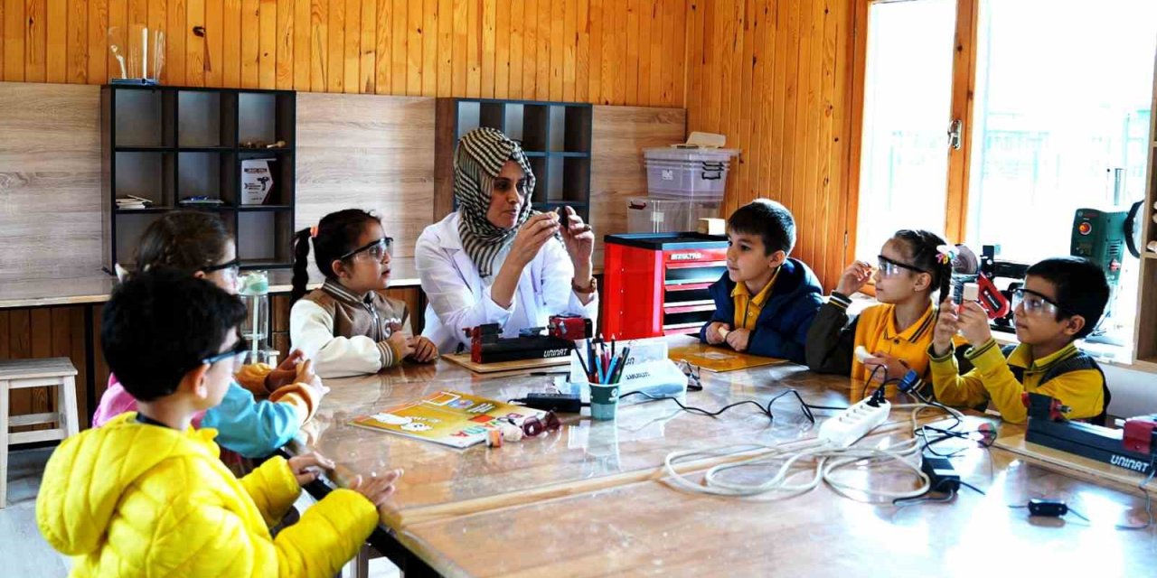 Karatay Tabiat Mektebi Eğitimlere Başladı