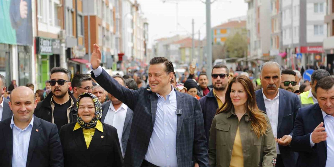 Hatipoğlu’ndan Odunpazarı Cumhur Yürüyüşü