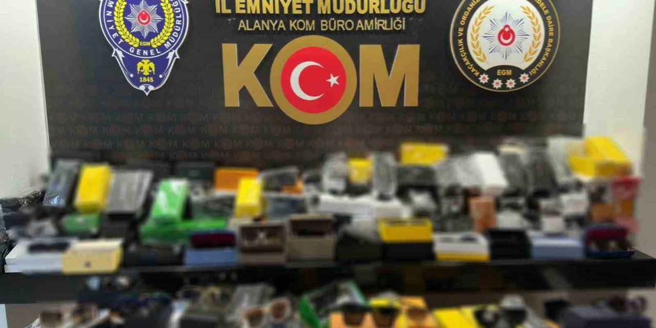 Antalya’da 4 İlçede Kaçakçılık Operasyonu