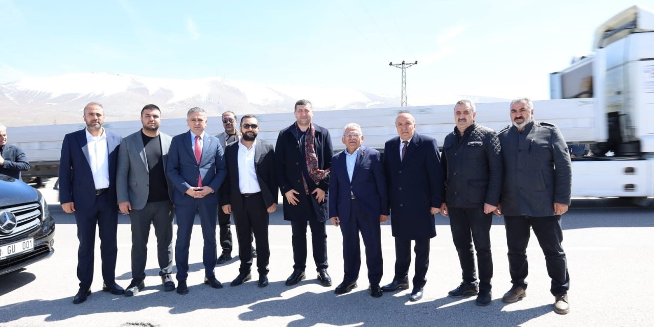 Pınarbaşı’nda Cumhur İttifakından Tarihi Konvoy