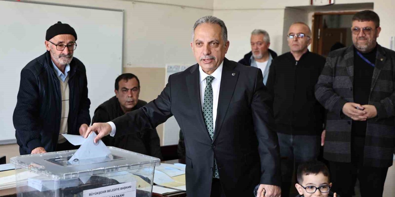 Başkan Yalçın Oyunu Kullandı