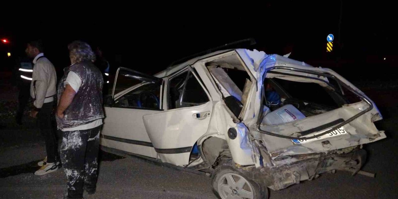 Otomobilin Hurdaya Döndüğü Kazada Emniyet Kemeri Hayat Kurtardı