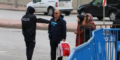 Konya’da Umreden Dönenlere Uzaktan Ziyaret