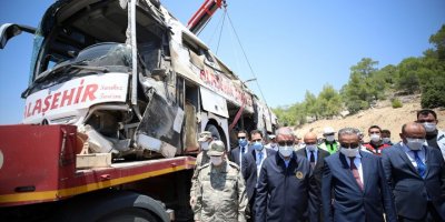 Bakan Akar Yaralıları Ziyaret Etti Açıklamalarda Bulundu