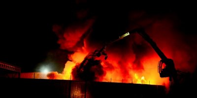 Eskişehir'de Geri Dönüşüm Fabrikasında Yangın