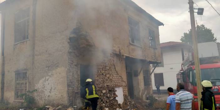 Karaman’da Metruk Ev Yangını
