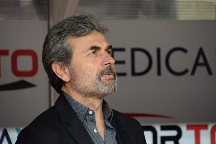 Aykut Kocaman, Atiker Konyaspor İle Anlaştı