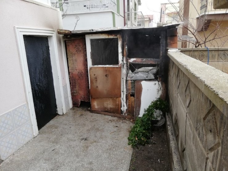 Karaman’da Kömürlük Yangını