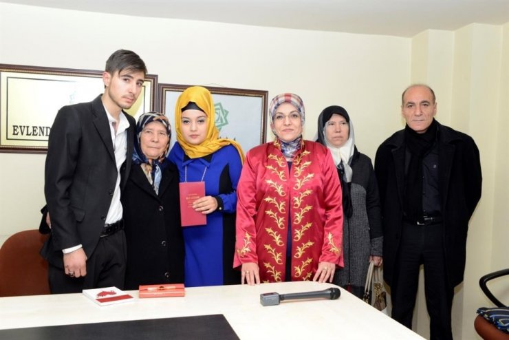 Konya'da 2018 Yılında 2 Bin 424 Nikah Kıyıldı