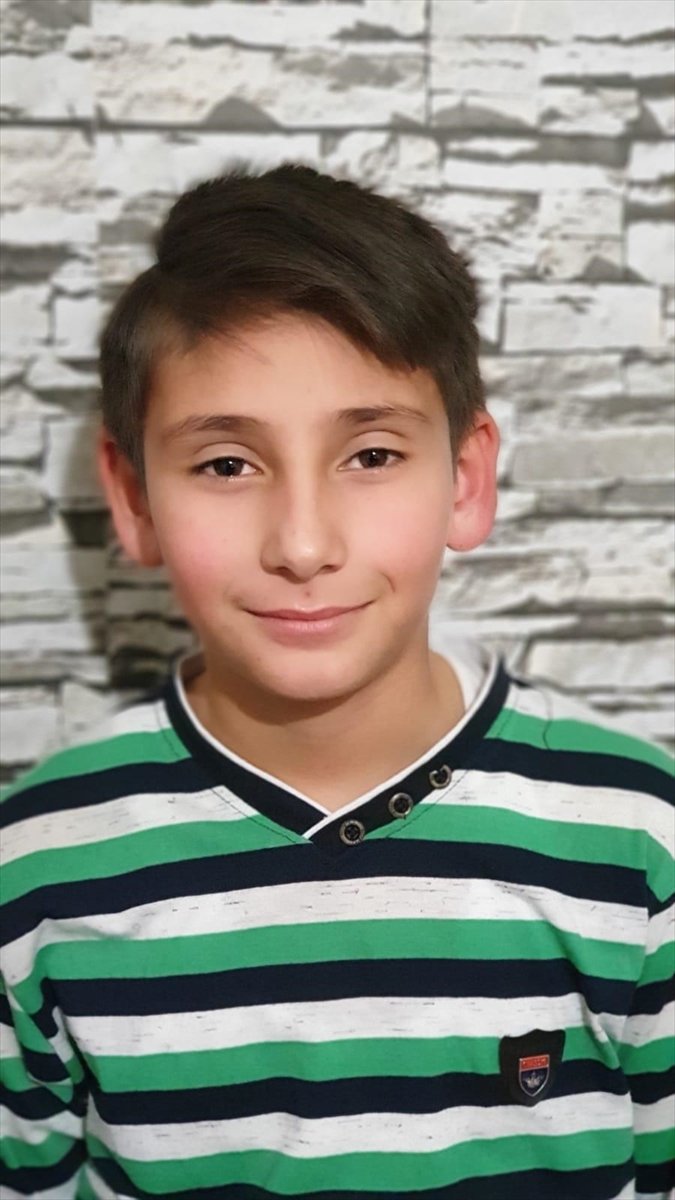 Antalya'da Öğrenci Servisinin Çarptığı Çocuk Öldü