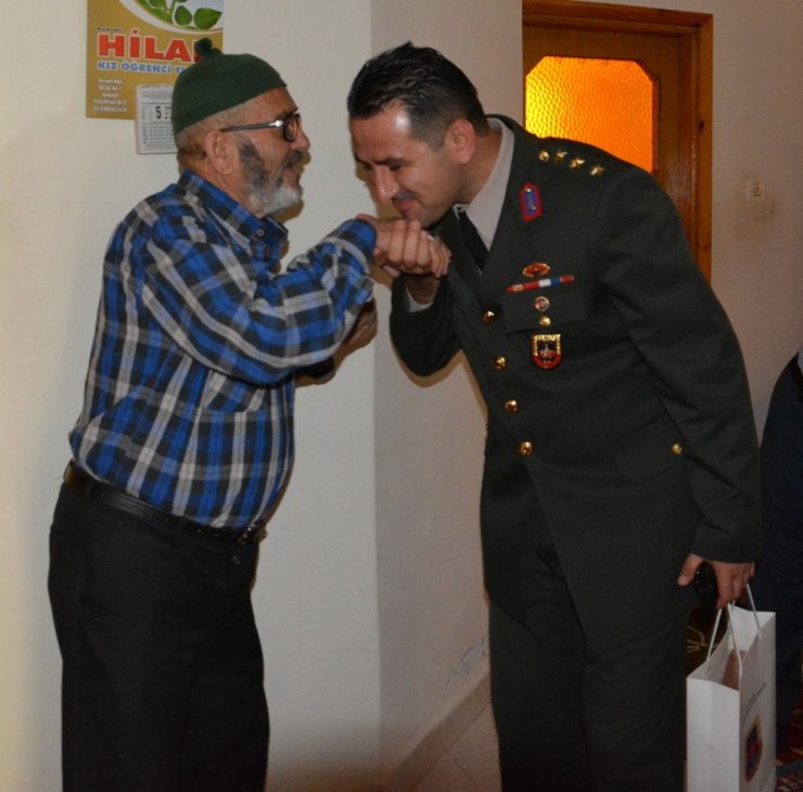 Antalya'da Şehit Babası Vefat Etti