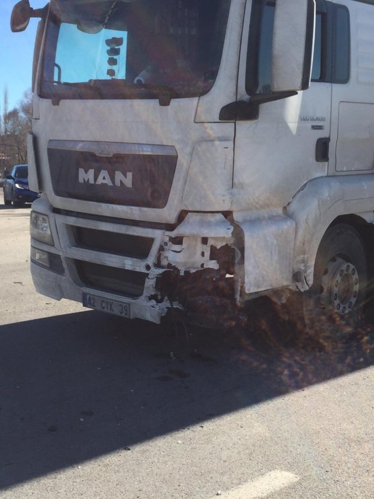 Konya'da Trafik Kazası: 2 Yaralı