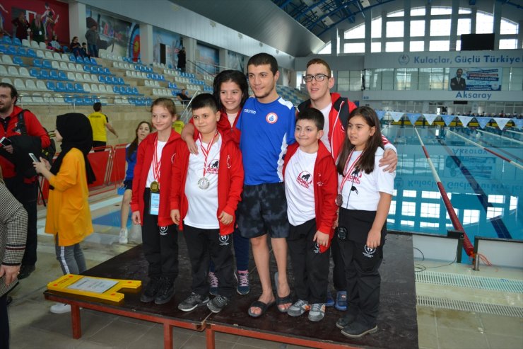 Aksaray'da Bedensel Engelliler Yüzme Şampiyonası