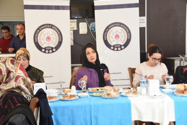 Antalya’da Şehitler İçin Mevlid-i Şerif Okutuldu