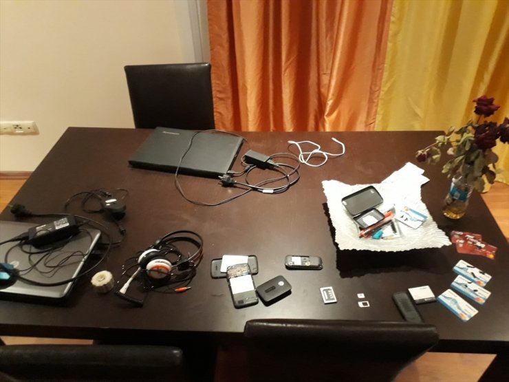 Mersin'de Bankaların Adlarını Kullanarak İnternetten Dolandırıcılık Yapmışlar