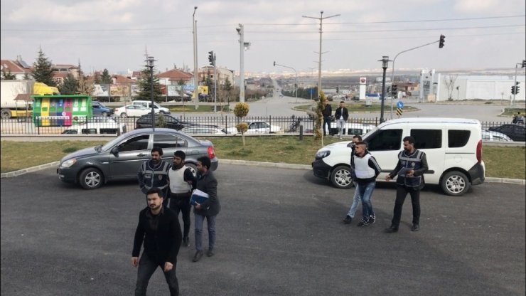 Karaman’da Bıçaklama Olayında 2 Tutuklama