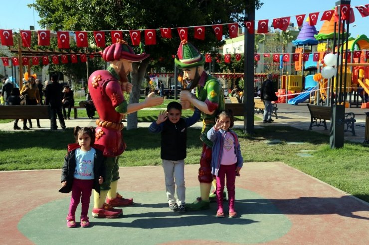 Mersin'in Akdeniz Belediyesi Tarafından 48 Parkın Açılışı Yapıldı