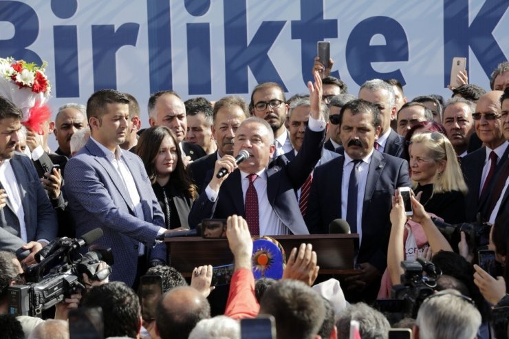 Antalya Büyükşehir Belediyesi'nde Muhittin Böcek Dönemi Başladı