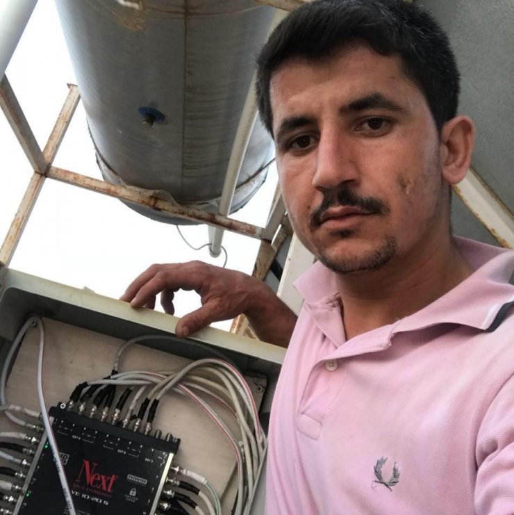 Mersin'de Asansör Kabiniyle Duvar Arasında Sıkışarak Hayatını Kaybetti