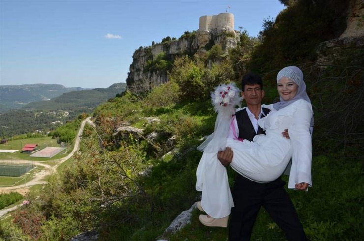 Mersin'de Namrun Kalesi'nde Nikah Kıyılmaya Başlandı
