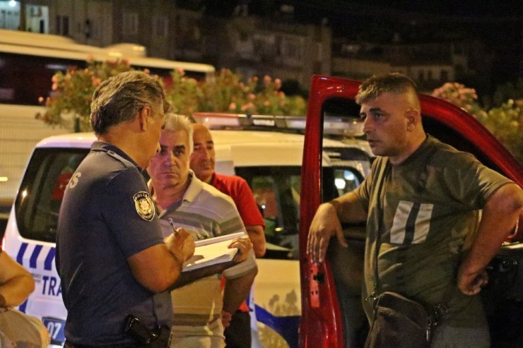 Antalya'da Makas Atan sürücü Kazaya Sebep Oldu