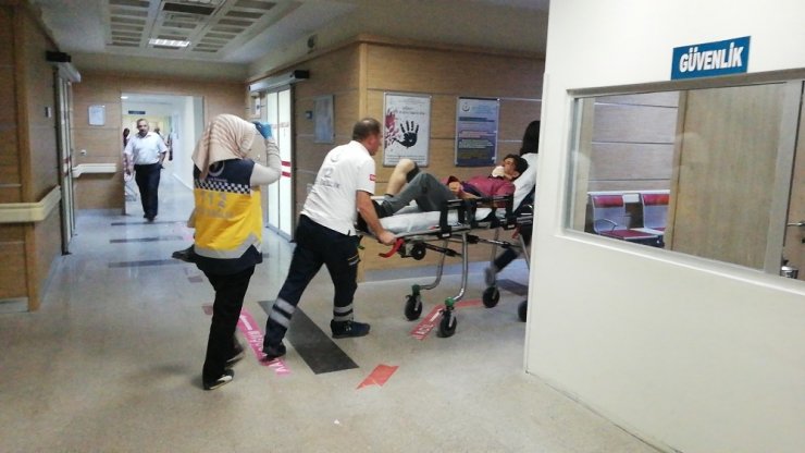 Karaman'da Afganlı Genç Yüksekten Düşerek Yaralandı