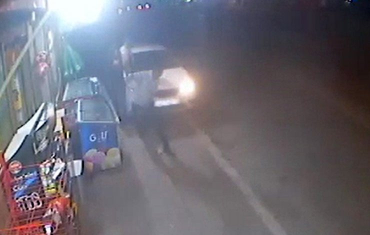 Ölüm Konyalı Esnafı Adeta Teğet Geçti