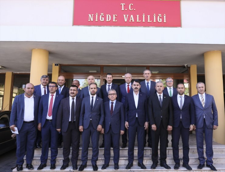 Bakan Kurum'dan Niğde'ye millet bahçesi müjdesi