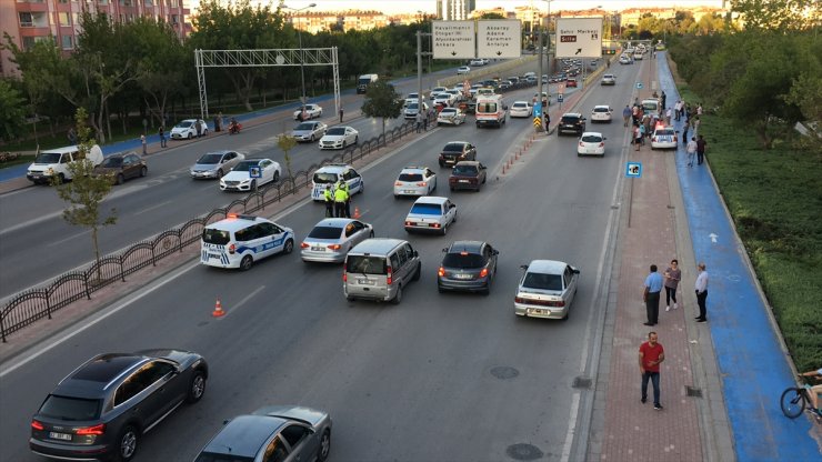 Konya'da Aynı Yerde Yarım Saatte 3 Kaza