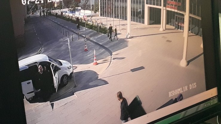 Konya'da Hastaneden Hırsılık Yöntemi Kameraya Yansıdı