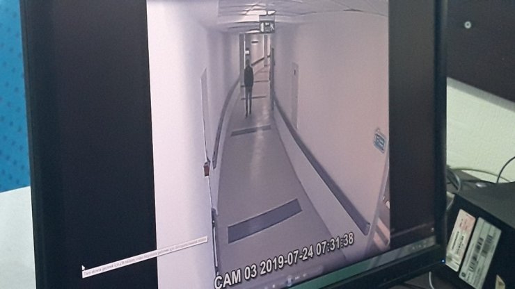 Konya'da Hastaneden Hırsılık Yöntemi Kameraya Yansıdı