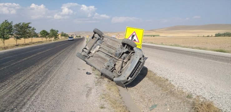 Aksaray'da otomobil devrildi: 6 yaralı