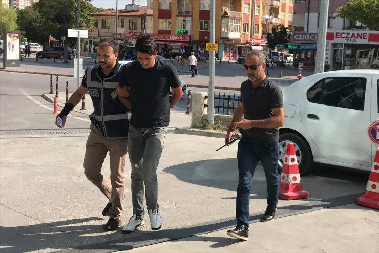 Konya'da kapkaç şüphelisini motosikleti ele verdi