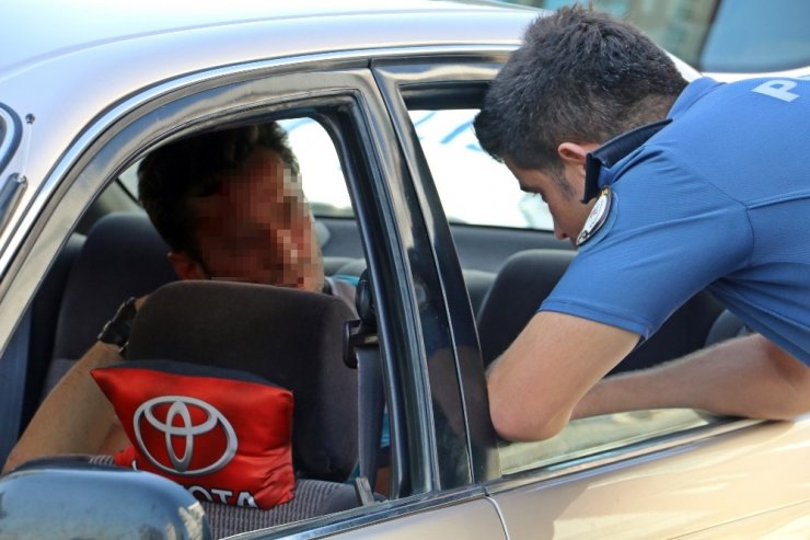 El Frenini Çekip ‘Devletten Kaçılmaz’ Dedi, Dost Kazığını Yedi