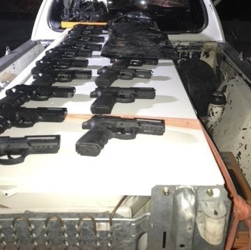 Konya'da Ayakkabı Kutularından Tabanca Çıktı