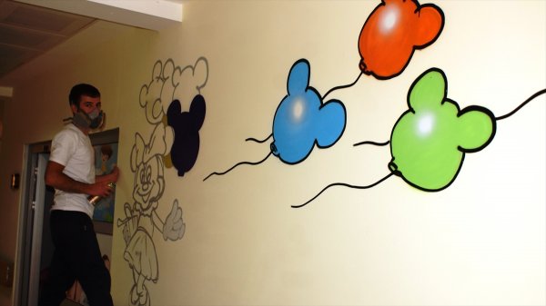 Duvara Yazdıkları Söz, Yeteneklerinin Keşfedilmesini Sağladı