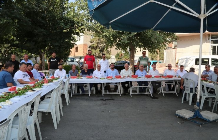 Pazarcı Esnafından Başkan Gültak’a Teşekkür Kahvaltısı