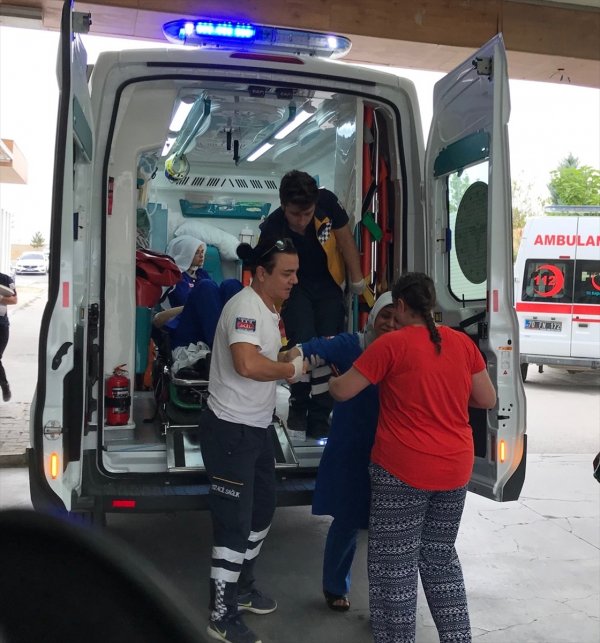 Karaman'da İşçi Servisi Devrildi: 16 Yaralı