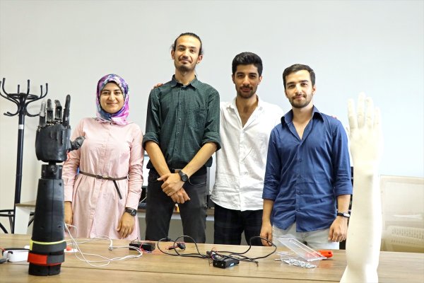 Para Tekvandocunun Protez Kolu Geleceğin Mühendislerinden