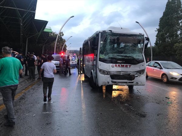 Başkentte Trafik Kazası: 8 Yaralı