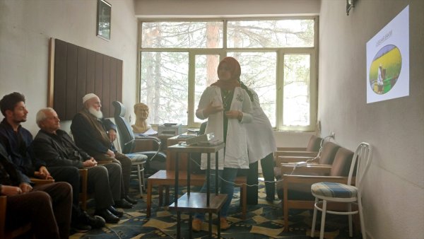 Bozkır'da Arıcılık Ve Tıbbi Aromatik Bitki Yetiştiriciliği Eğitimi