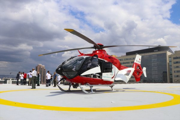 Ankara Şehir Hastanesinde Ambulans Helikopter Deneme Uçuşu Yaptı
