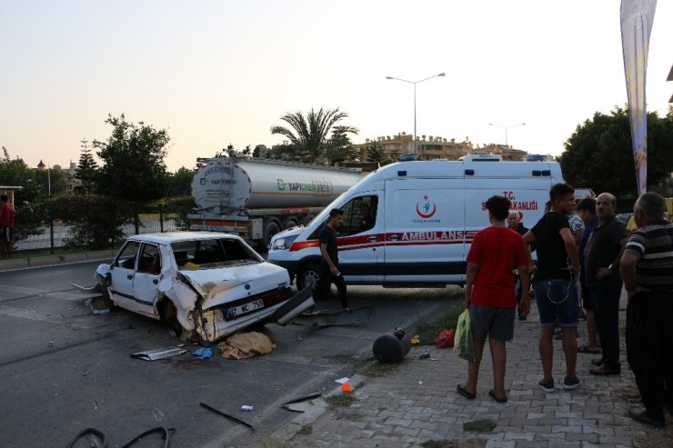 Hurdaya Dönen Araçtan Sağ Kurtuldular