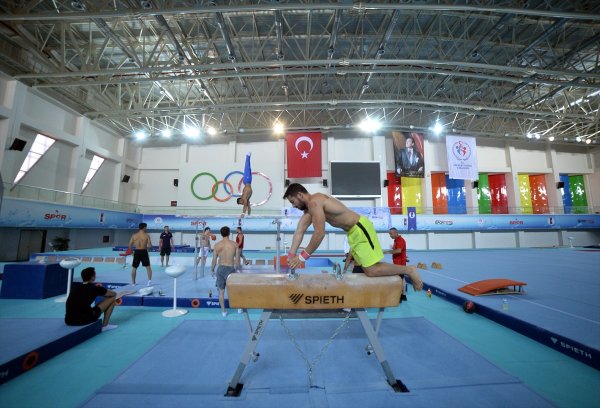 Artistik Cimnastik Dünya Kupası'na Doğru