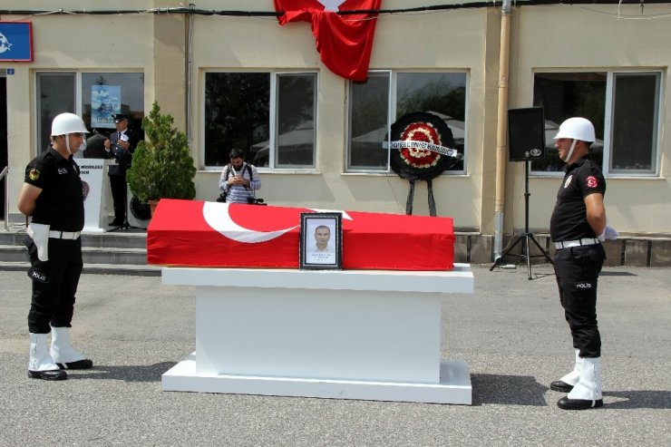 Kayserili Polis Geride Üçüzlerini Bıraktı