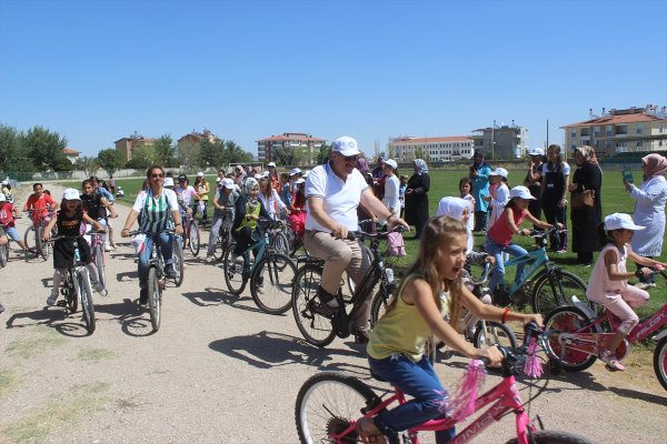 Karapınarlı Çocuklar Sağlıklı Yaşam İçin Pedal Çevirdi