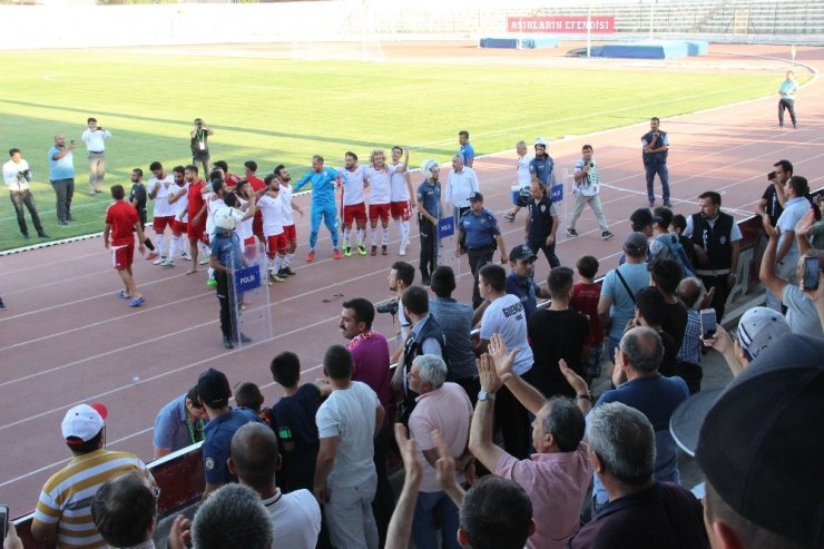 Ziraat Türkiye Kupası: Karaman Belediyespor: 1 - Bucak Belediye Oğuzhanspor: 0